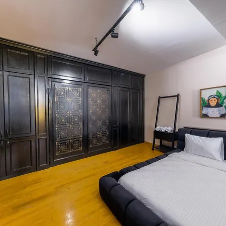The Kosk -5br With Turkish Bath- Centre *