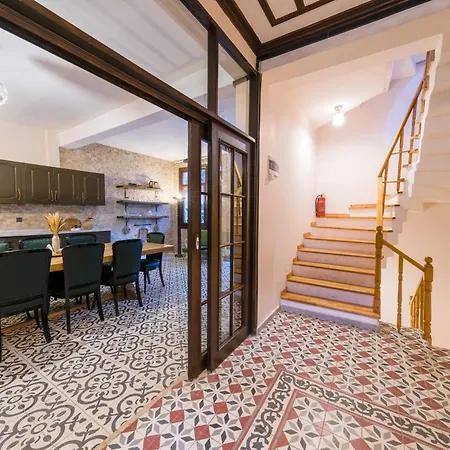 Willa The Kosk -5br With Turkish Bath- Centre Stambuł